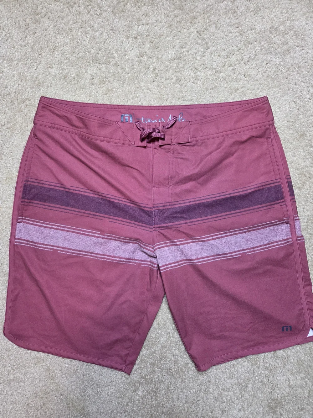Travis Mathew Confetti King Burgundy Striped Board Shorts Size 36 Vacation Beach